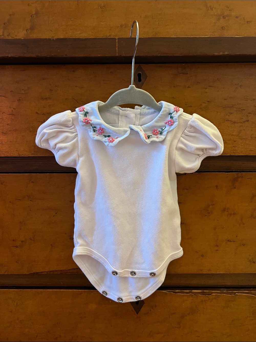 Little English White Baby Onesie with Floral Embroidered Peter Pan Collar